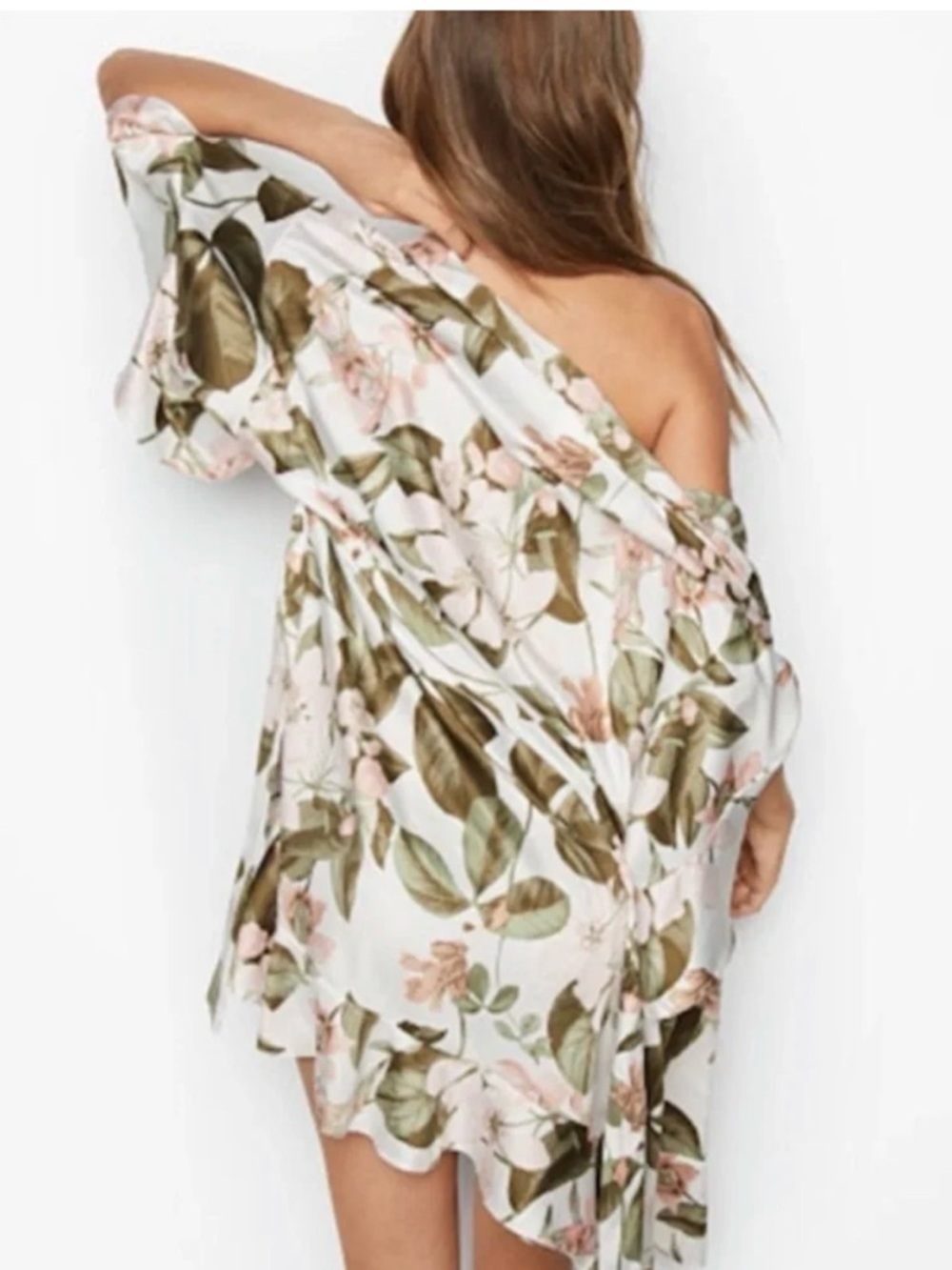 Victoria Secret Green Floral Satin Kimono Robe Ruffle Flounce Size M/L - Picture 9 of 10